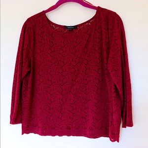 NWOT Women’s Floral Lace Crop Top